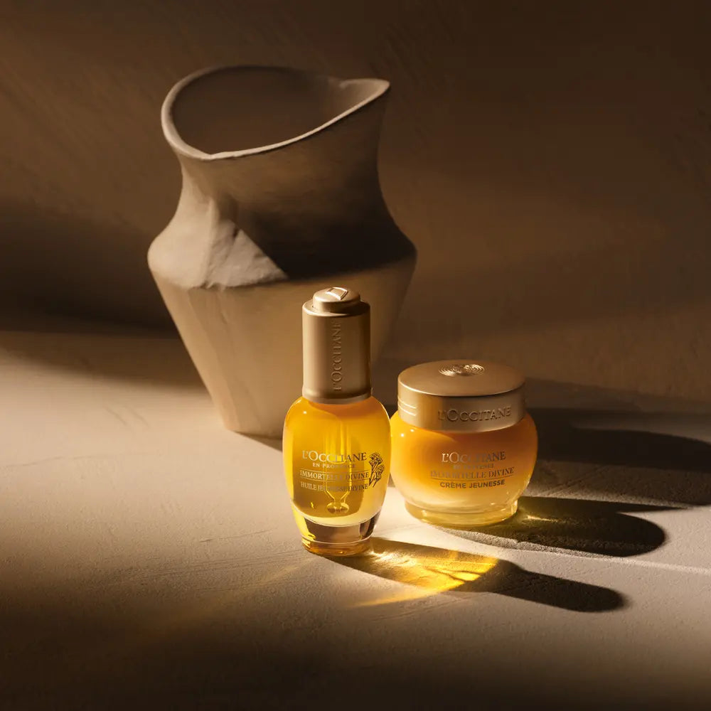 Nová úroveň skincare: Nahraďte hyaluronové sérum přírodní slaměnkou