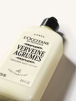 Parfémované tělové mléko Verveine Agrumes (Citrusová verbena)